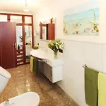 Business In By Interhome Appartement *